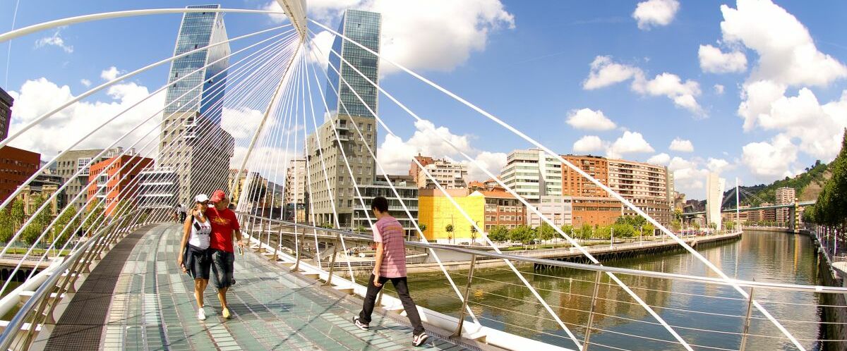 Bilbao-Zubizuri Brücke_© Instituto de Turismo de España, TURESPAÑA