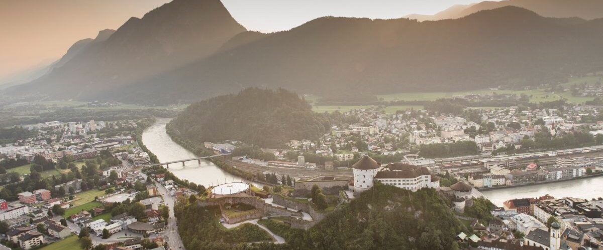 Kufstein-mit-festung-inn-von-oben © Lolin