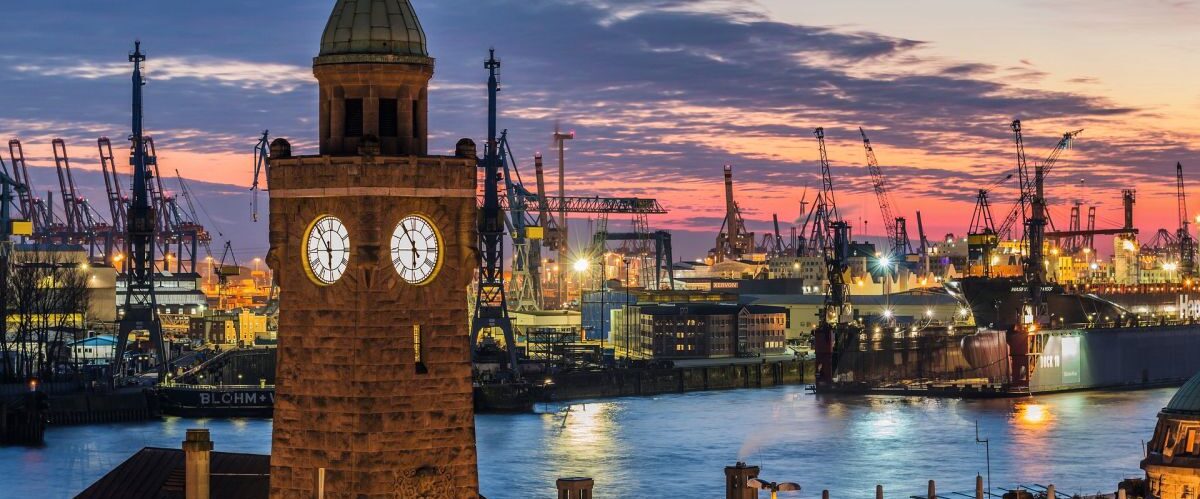 Landungsbruecken Hamburg (c) pixabay
