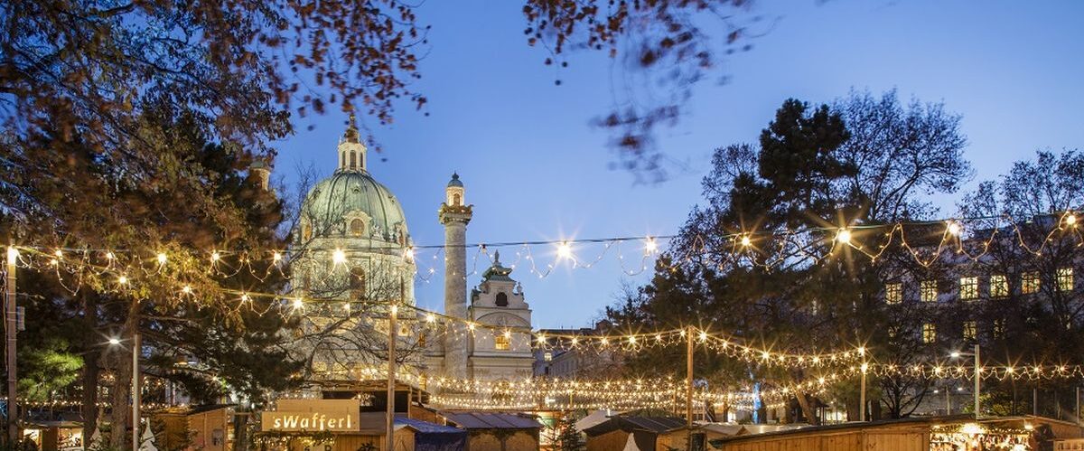 Adventmarkt Wien am Karlsplatz