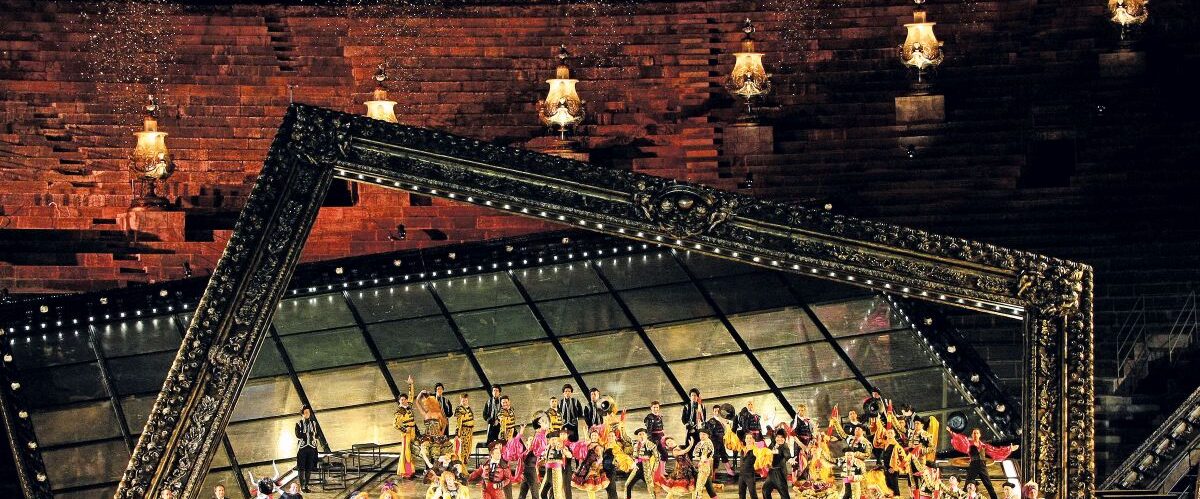 LA TRAVIATA atto II foto EnneviFoto_Reisepartner