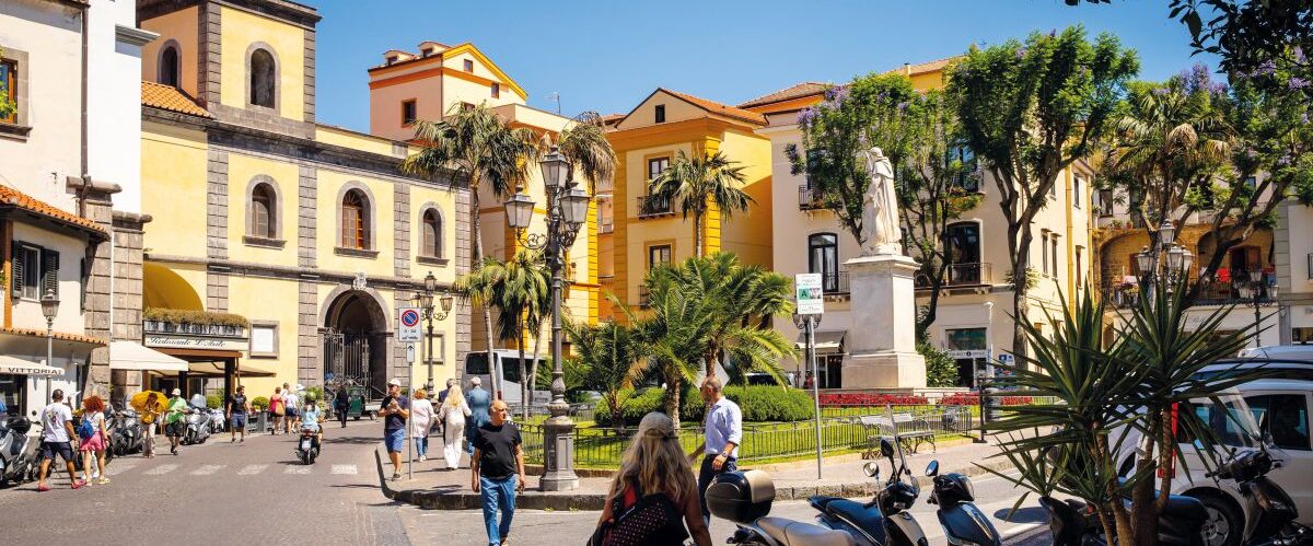 Piazza Sant'Antonino, Sorrento
