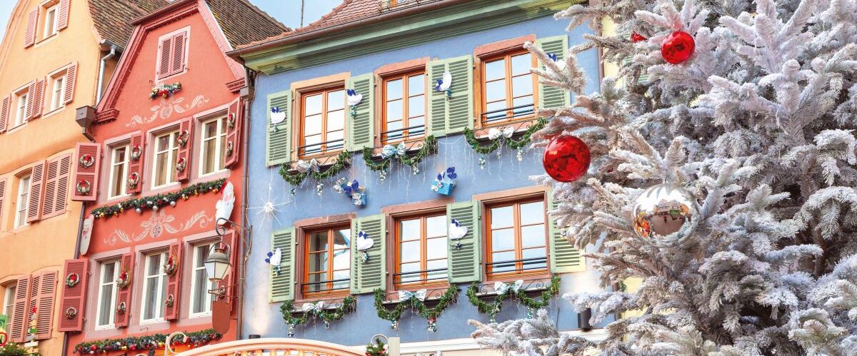 Old,Town,Of,Colmar,,Decorated,And,Illuminated,At,Christmas,Time,