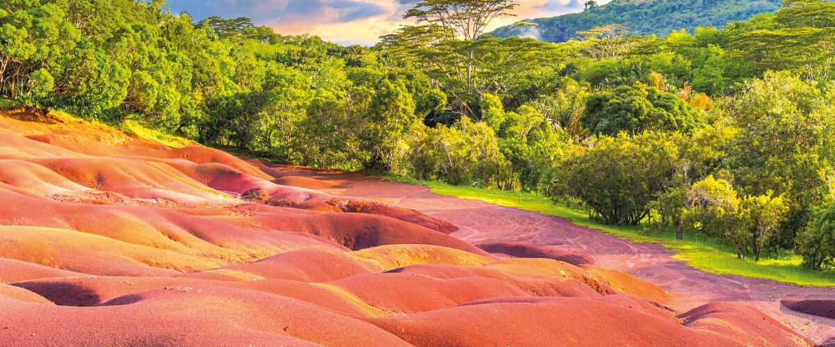 The Seven Coloured Earth, Chamarel