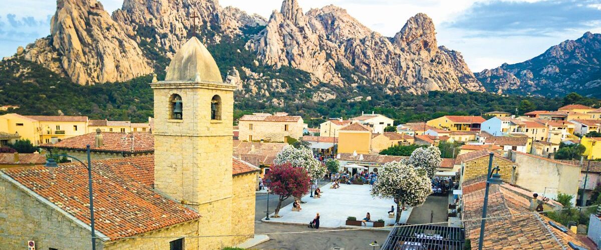 San Pantaleo_shutterstock_1156075699_Agent Wolf