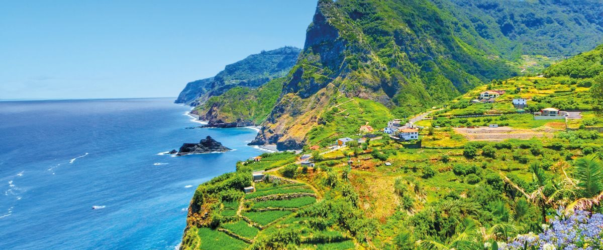 Madeira,Scenic,Mountain,And,Ocean,View